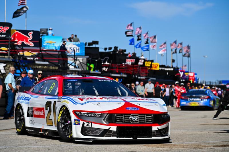 Number 21 car on track
